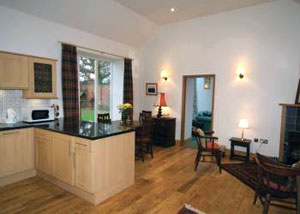 Hall Farm Gardens, Gainsborough, Lincolnshire - The Old Stables Holiday Cottage